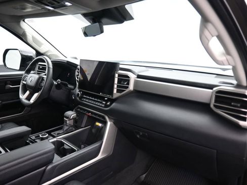 Used 2024 Toyota Tundra Limited image 55