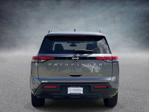 Used 2024 Nissan Pathfinder SV FWD image 3