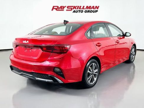 Used 2024 Kia Forte LXS FWD image 7