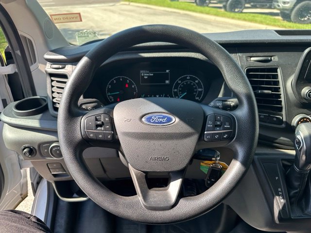 Certified 2025 Ford Transit 250 Low Roof w/ Exterior Upgrade Package RWD image 16