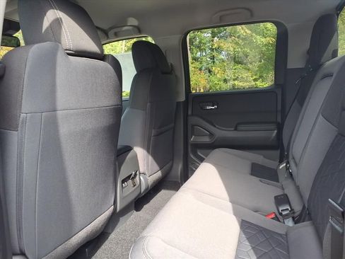 New 2026 Nissan Frontier SV w/ SV Convenience Package image 7