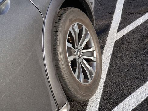 Used 2017 Nissan Armada SL w/ Technology Package image 12