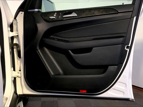 Used 2017 Mercedes-Benz GLE 350 4MATIC image 26