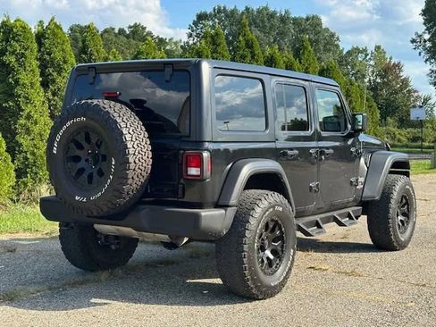 Used 2020 Jeep Wrangler Unlimited Sport S image 10