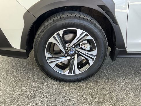 Certified 2024 Subaru Crosstrek 2.0i Premium image 28