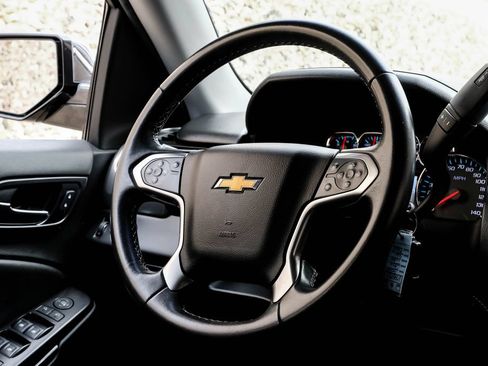 Used 2020 Chevrolet Tahoe LT RWD image 16