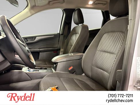Used 2025 Ford Escape Active image 10