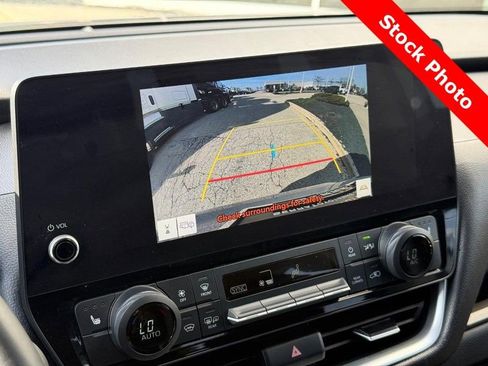 Used 2024 Toyota Grand Highlander FWD image 25