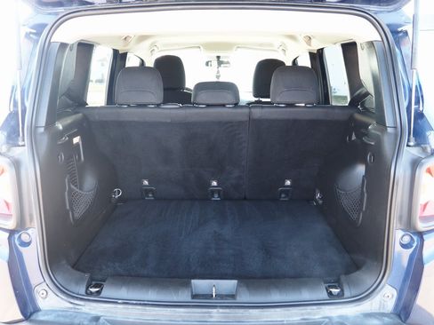 Used 2020 Jeep Renegade Sport w/ Sport Appearance Group image 12