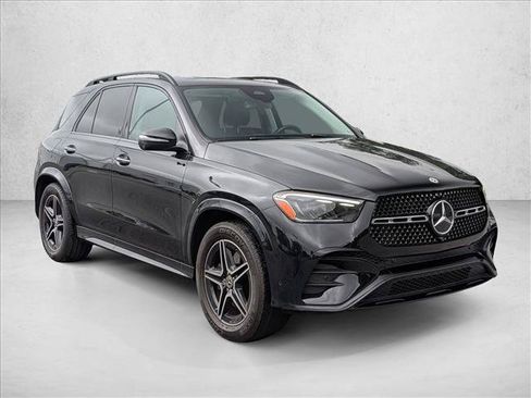 Used 2024 Mercedes-Benz GLE 350 4MATIC image 3