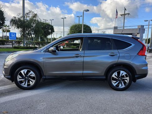 Used 2016 Honda CR-V Touring image 9