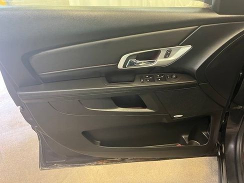 Used 2016 GMC Terrain SLT w/ Sun And Destination Package AWD/4WD image 13
