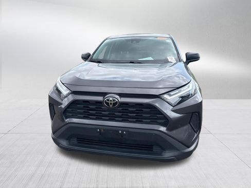 Used 2023 Toyota RAV4 LE AWD/4WD image 2