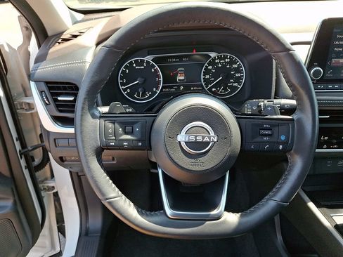 Certified 2023 Nissan Rogue SV w/ SV Premium B Package AWD/4WD image 20