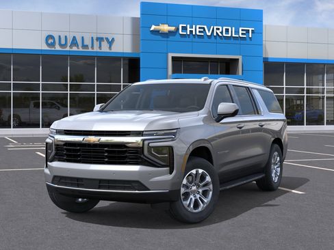 New 2026 Chevrolet Suburban LS AWD/4WD image 30
