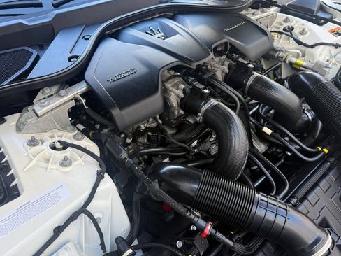 Used 2024 Maserati GranTurismo Trofeo image 47