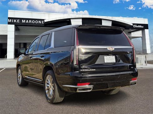 Used 2021 Cadillac Escalade Premium Luxury w/ Driver Assist Tech Package image 4