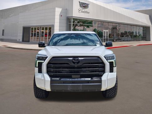 Used 2025 Toyota Tundra Limited AWD/4WD image 2