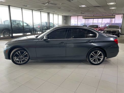 Used 2018 BMW 330i xDrive Sedan image 4