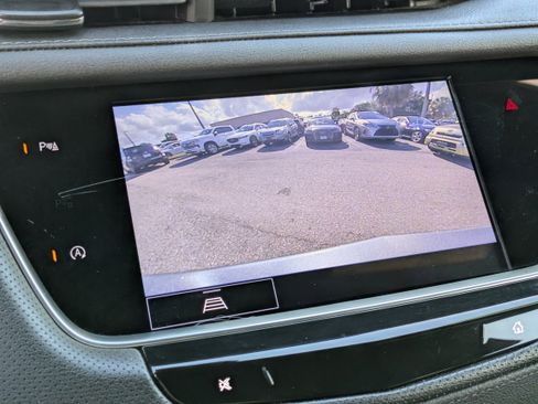 Used 2024 Cadillac XT5 Premium Luxury image 33