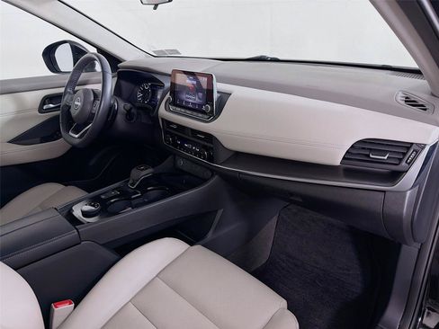 Used 2023 Nissan Rogue SV w/ SV Premium B Package AWD/4WD image 31