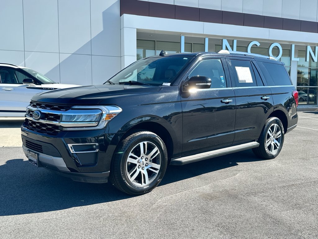 Used 2024 Ford Expedition Limited AWD/4WD image 1