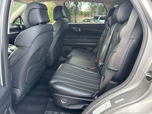 Used 2024 Genesis GV80 2.5T image 12