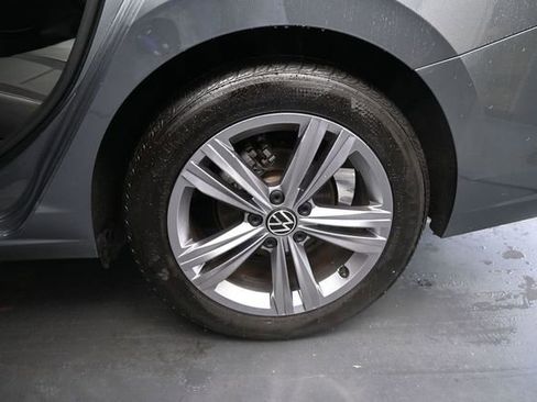 Used 2022 Volkswagen Jetta SE FWD image 14