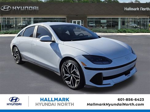 Used 2025 Hyundai Ioniq 6 SEL image 1