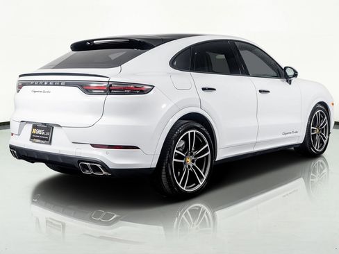 Used 2023 Porsche Cayenne Turbo w/ Premium Package Plus (PI3) image 11