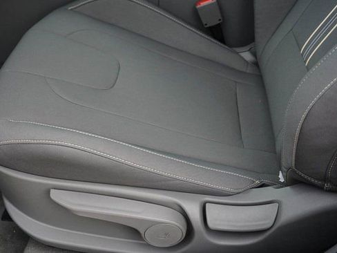 New 2026 Hyundai Elantra SEL Sport Premium FWD image 11