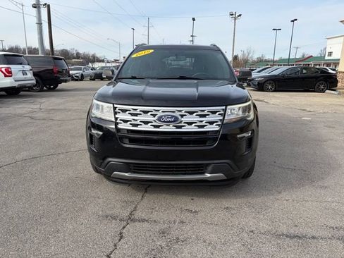 Used 2019 Ford Explorer XLT w/ Equipment Group 201A AWD/4WD image 2
