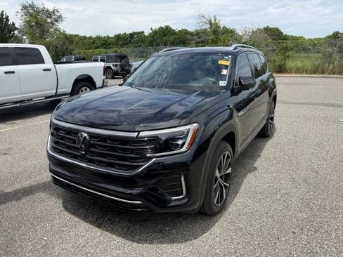 Used 2024 Volkswagen Atlas SEL Premium R-Line AWD/4WD image 6