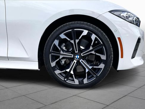 Used 2026 BMW 330i Sedan w/ Convenience Package RWD image 10