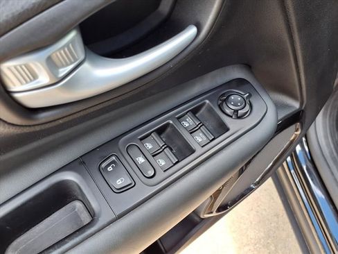 Used 2023 Jeep Renegade Altitude w/ Convenience Group I image 23