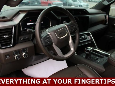 Used 2025 GMC Sierra 1500 Denali w/ Technology Package image 12