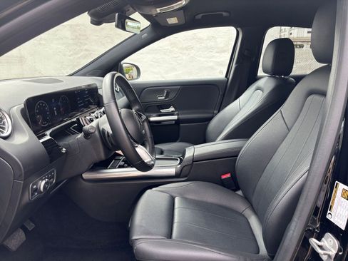 Used 2025 Mercedes-Benz GLA 250 image 28