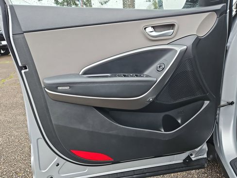 Used 2018 Hyundai Santa Fe Sport image 9