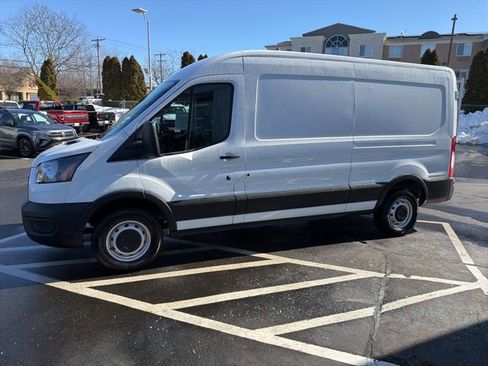 Used 2023 Ford Transit 250 Medium Roof RWD image 4
