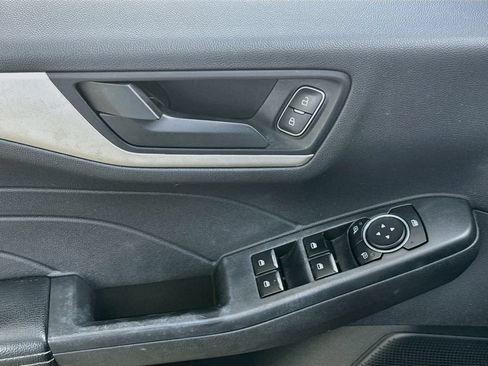 Used 2022 Ford Escape S AWD/4WD image 19