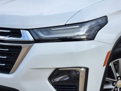 Certified 2023 Chevrolet Traverse LT image 10