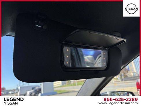 Used 2022 Chevrolet Equinox RS image 32