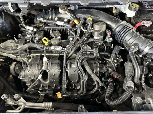 Used 2024 Ford Edge Titanium image 26