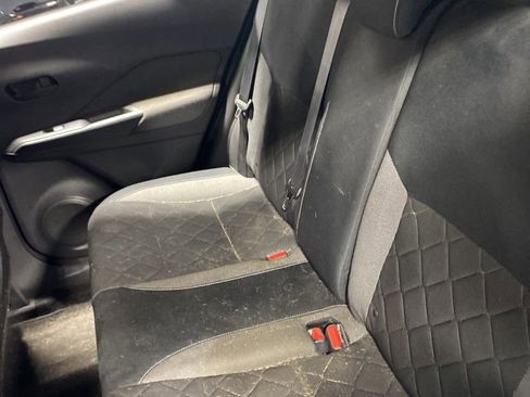 Used 2018 Nissan Kicks S FWD image 14