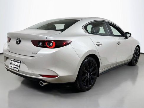 Used 2025 MAZDA MAZDA3 s FWD image 4