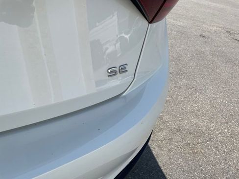 Used 2022 Volkswagen Jetta SE image 14