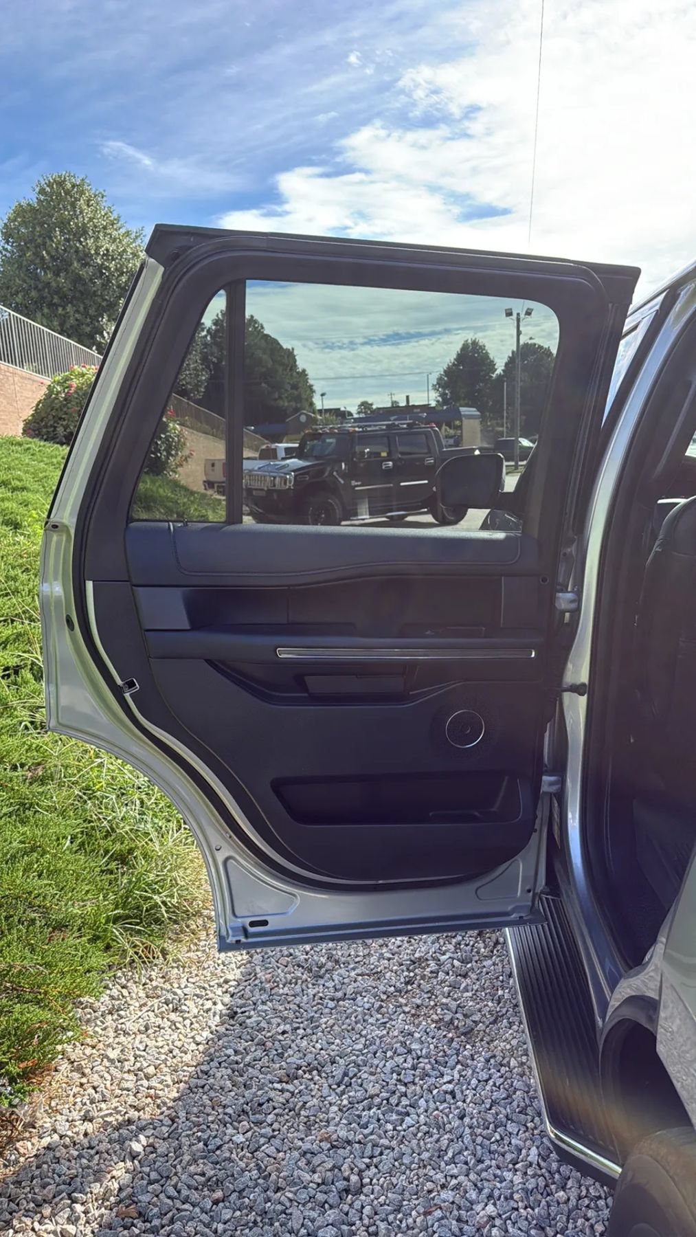 Used 2020 Ford Expedition XLT w/ Equipment Group 202A RWD image 47