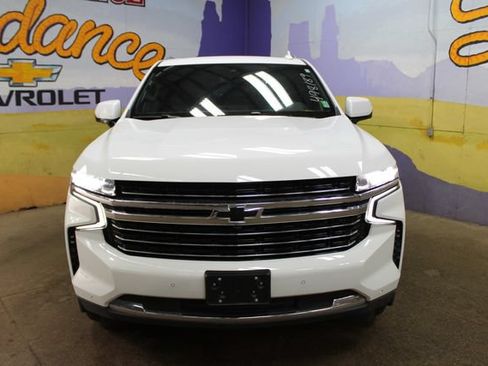 Used 2023 Chevrolet Tahoe LT w/ LT Signature Package AWD/4WD image 3