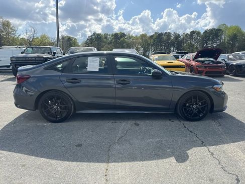 Used 2025 Honda Civic Sport image 6