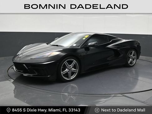 Used 2026 Chevrolet Corvette Stingray Convertible w/ 1LT RWD image 1